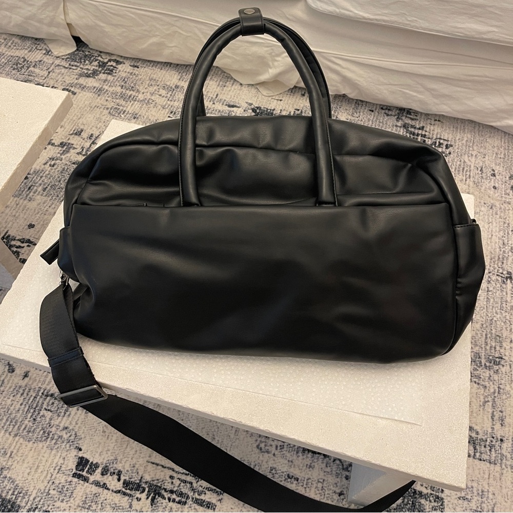 Black Zara duffel bag cross body men like new